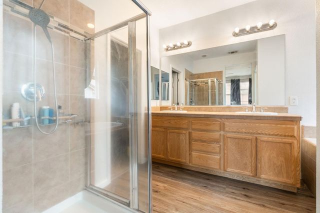 28 Crystalwood Cir, Lincoln, CA 95648