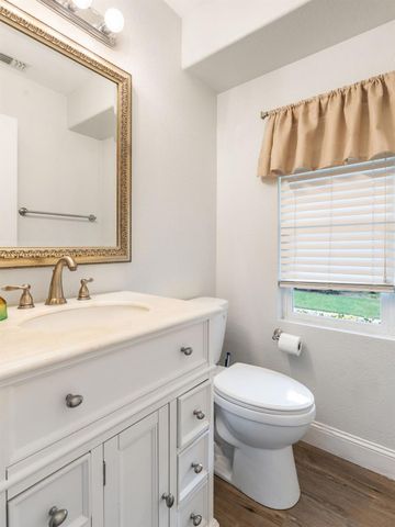 28 Crystalwood Cir, Lincoln, CA 95648