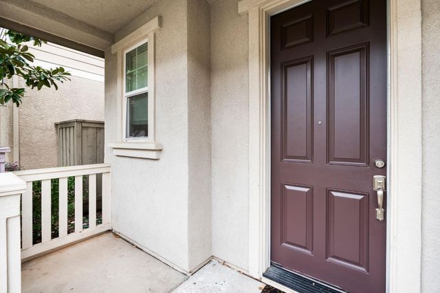 28 Crystalwood Cir, Lincoln, CA 95648