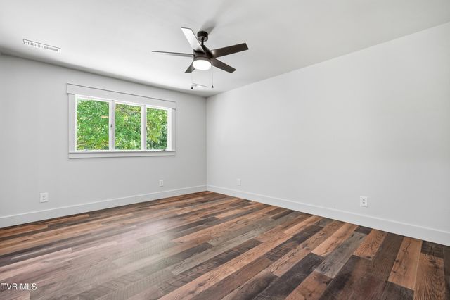 502 4th Avenue, Jonesborough, TN 37659