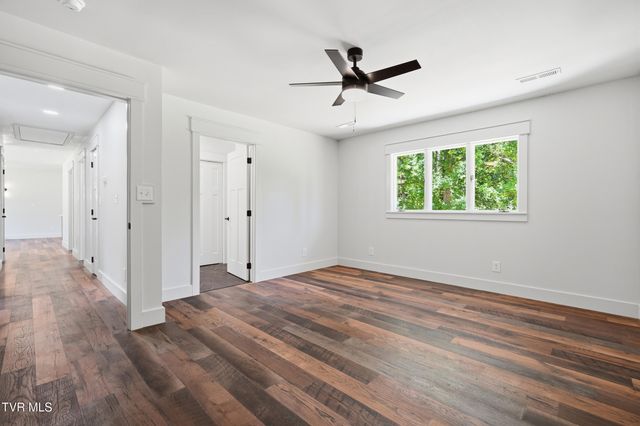 502 4th Avenue, Jonesborough, TN 37659