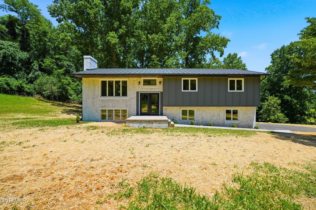 502 4th Avenue, Jonesborough, TN 37659