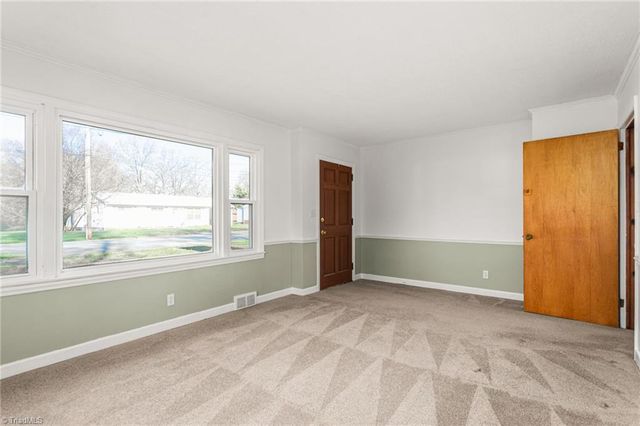 509 Duke Street, Thomasville, NC 27360