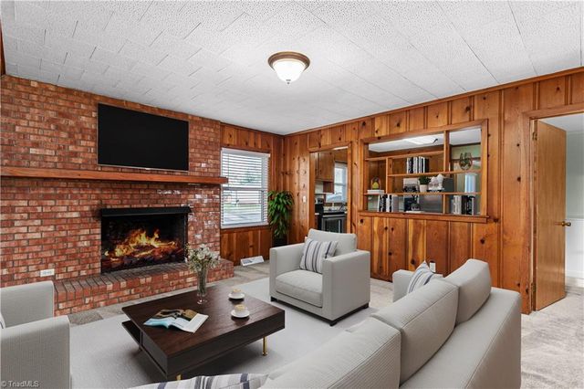 509 Duke Street, Thomasville, NC 27360