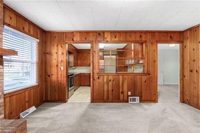 509 Duke Street, Thomasville, NC 27360