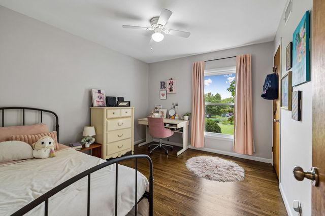 569 McMurray Dr, Nashville, TN 37211