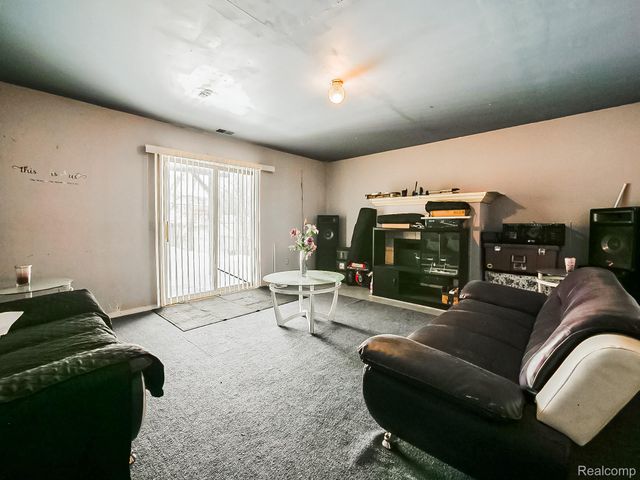 34460 Van Born Road, Wayne, MI 48184