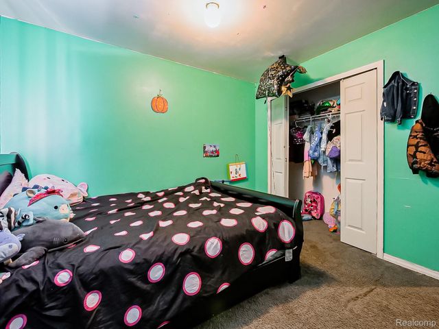 34460 Van Born Road, Wayne, MI 48184