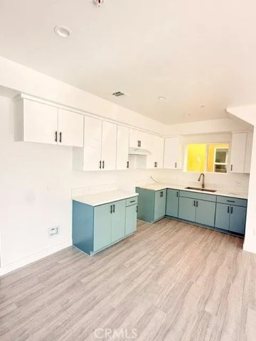 11108 S Avalon, Los Angeles, CA 90061