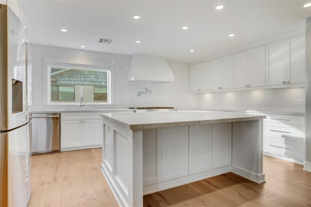 12407 Shepherds Ridge Drive, Houston, TX 77077