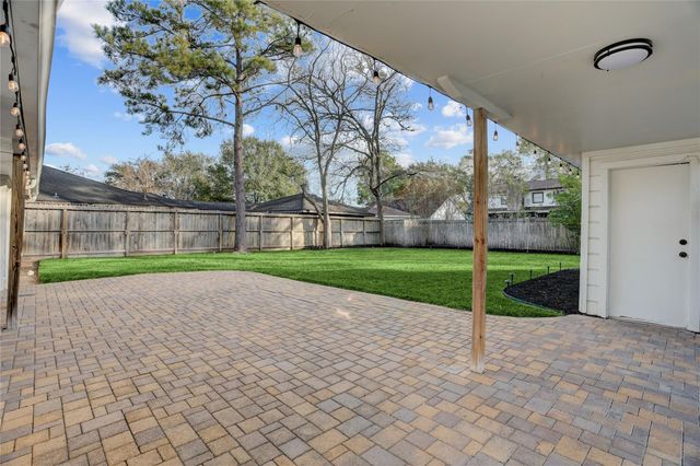 12407 Shepherds Ridge Drive, Houston, TX 77077