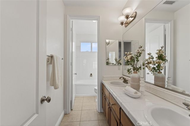 20100 Livorno, Yorba Linda, CA 92886