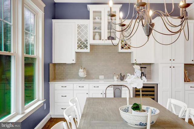 41258 CHATHAM GREEN CIR, Aldie, VA 20105