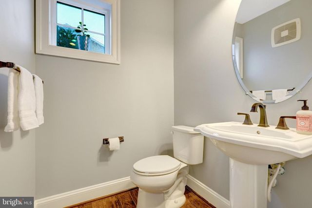 41258 CHATHAM GREEN CIR, Aldie, VA 20105