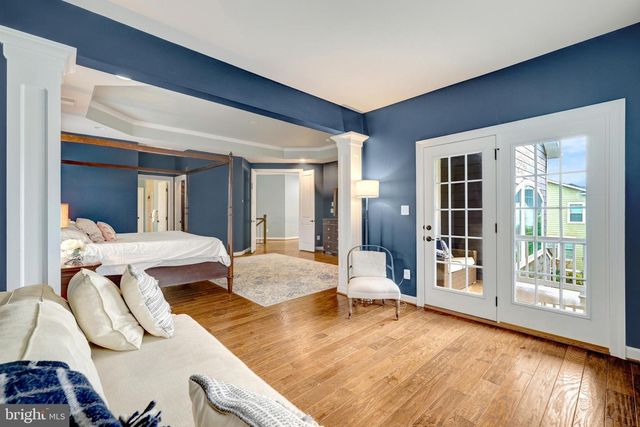 41258 CHATHAM GREEN CIR, Aldie, VA 20105