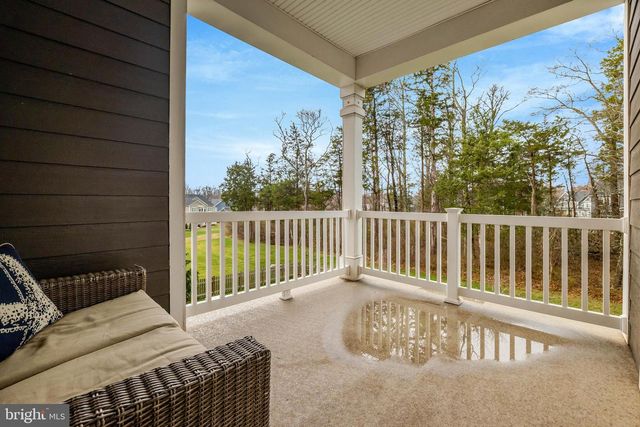 41258 CHATHAM GREEN CIR, Aldie, VA 20105