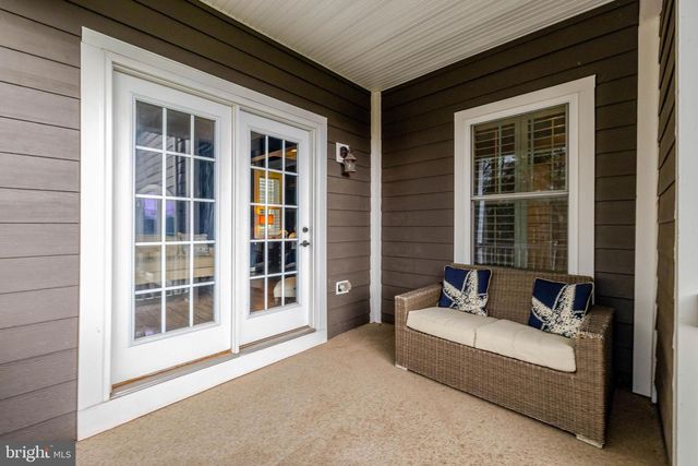 41258 CHATHAM GREEN CIR, Aldie, VA 20105