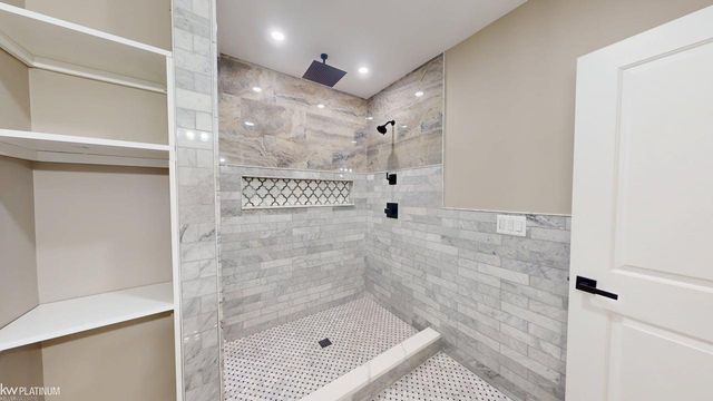 219 Cass Avenue, Mt Clemens, MI 48043