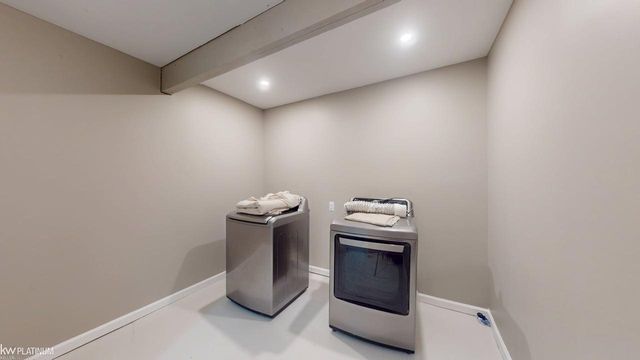 219 Cass Avenue, Mt Clemens, MI 48043