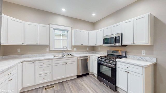219 Cass Avenue, Mt Clemens, MI 48043