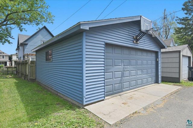 1809 Lamborn Ave, Superior, WI 54880
