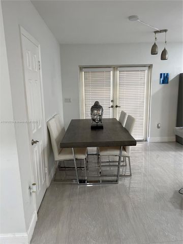 6284 SW 26th St 0, Miami, FL 33155