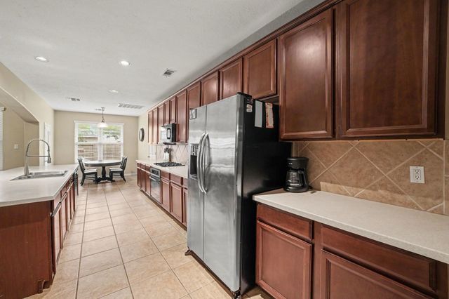 12807 Rocky Briar Lane, Tomball, TX 77377