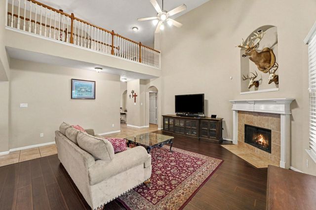 12807 Rocky Briar Lane, Tomball, TX 77377