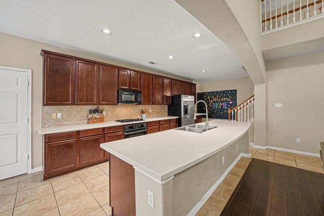 12807 Rocky Briar Lane, Tomball, TX 77377