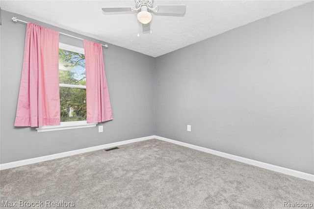 29293 Riveroak Drive, Romulus, MI 48174