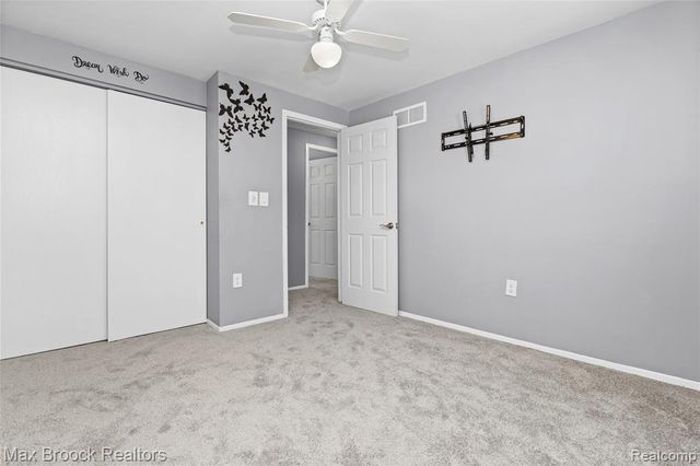 29293 Riveroak Drive, Romulus, MI 48174