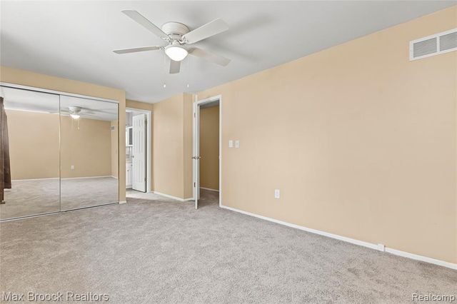 29293 Riveroak Drive, Romulus, MI 48174