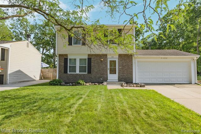 29293 Riveroak Drive, Romulus, MI 48174