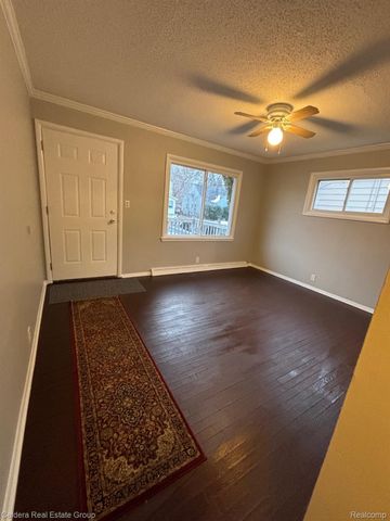 1506 Pettibone Avenue, Flint, MI 48507