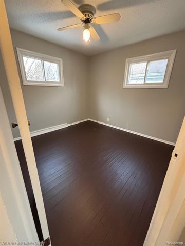 1506 Pettibone Avenue, Flint, MI 48507