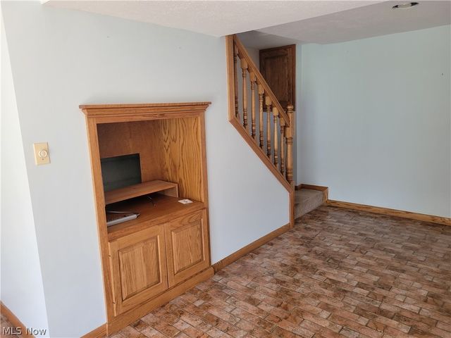 3779 S Hametown Road, Norton, OH 44203