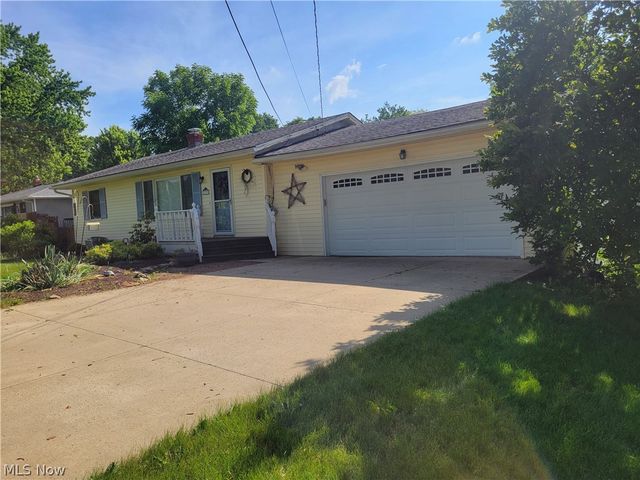 3779 S Hametown Road, Norton, OH 44203