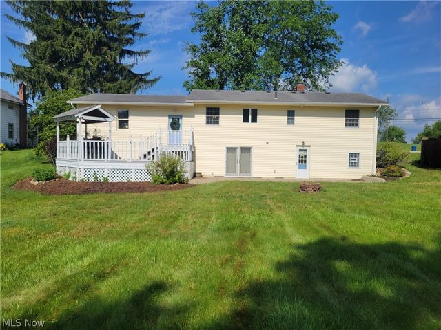 3779 S Hametown Road, Norton, OH 44203