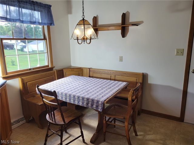3779 S Hametown Road, Norton, OH 44203