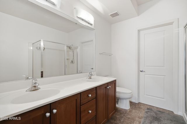525 W LAKESIDE Drive 124, Tempe, AZ 85281