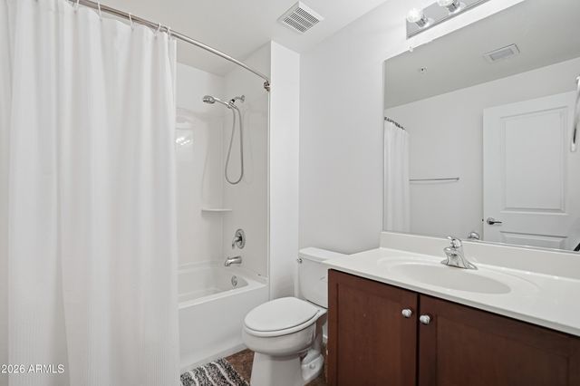 525 W LAKESIDE Drive 124, Tempe, AZ 85281