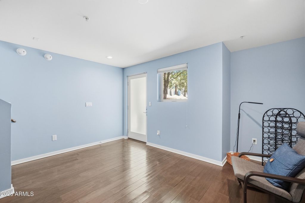 525 W LAKESIDE Drive 124, Tempe, AZ 85281 — photo 3