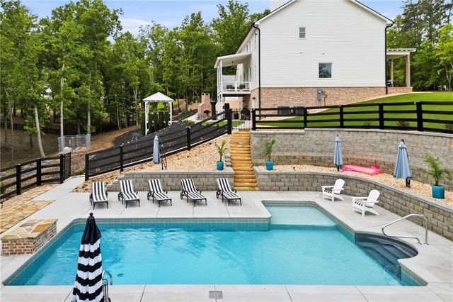 180 Laurel Ridge Lane, Ball Ground, GA 30107