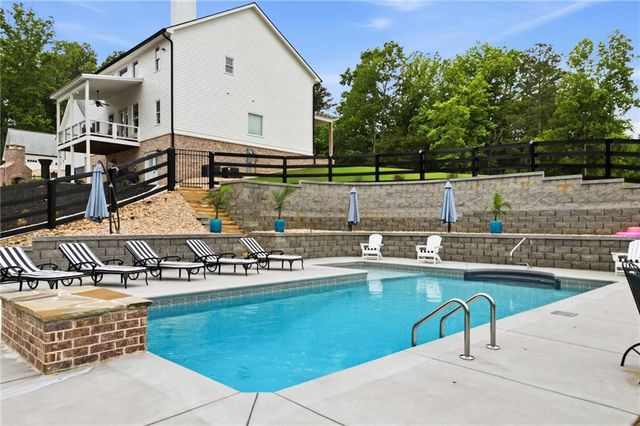 180 Laurel Ridge Lane, Ball Ground, GA 30107