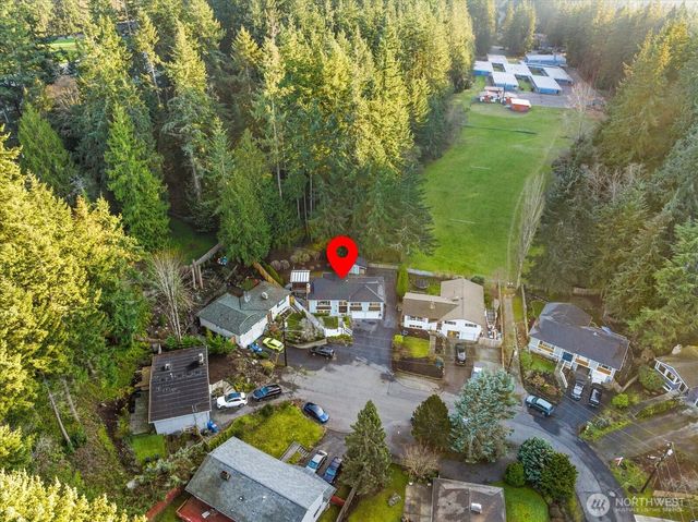9424 235th Place SW, Edmonds, WA 98020