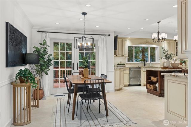 9424 235th Place SW, Edmonds, WA 98020