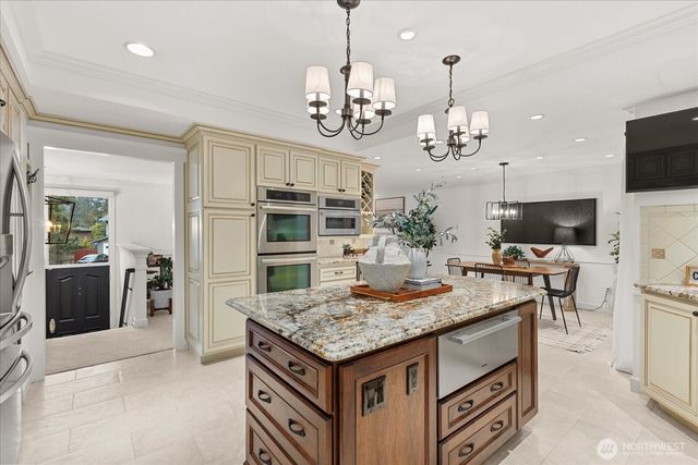 9424 235th Place SW, Edmonds, WA 98020