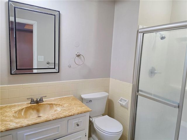 12618 W 69th Street, Shawnee, KS 66216