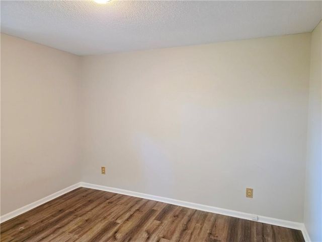 12618 W 69th Street, Shawnee, KS 66216