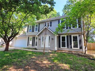 12618 W 69th Street, Shawnee, KS 66216